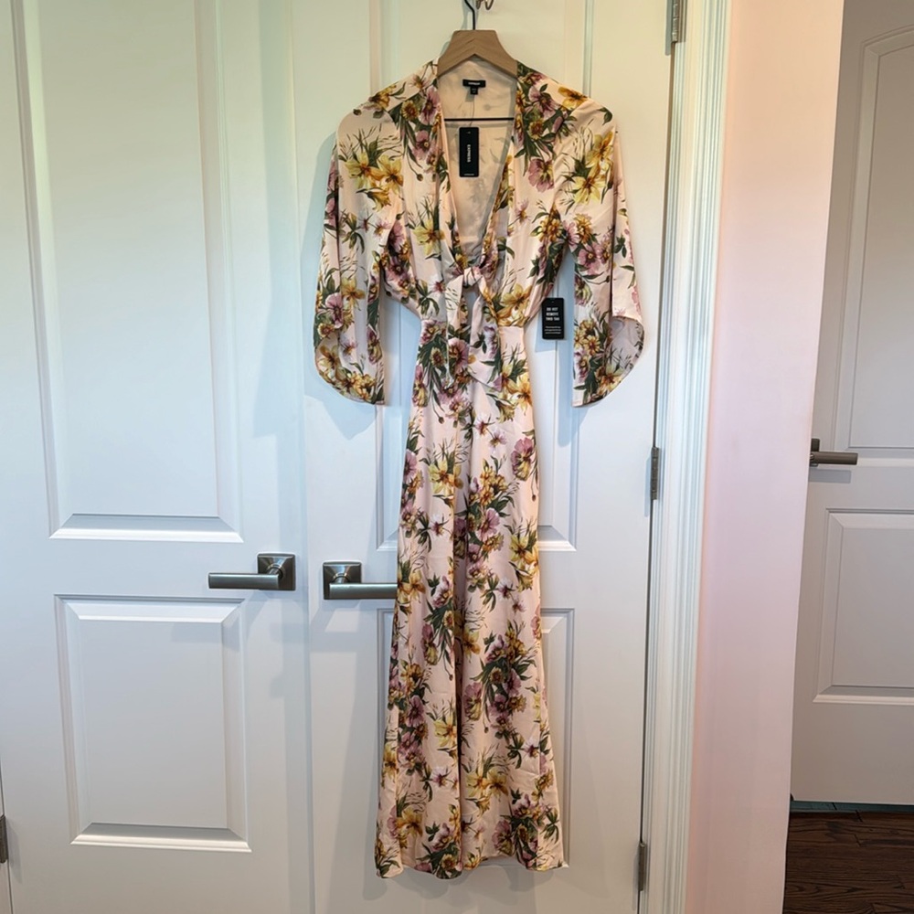 NWT EXPRESS SUMMER DRESS